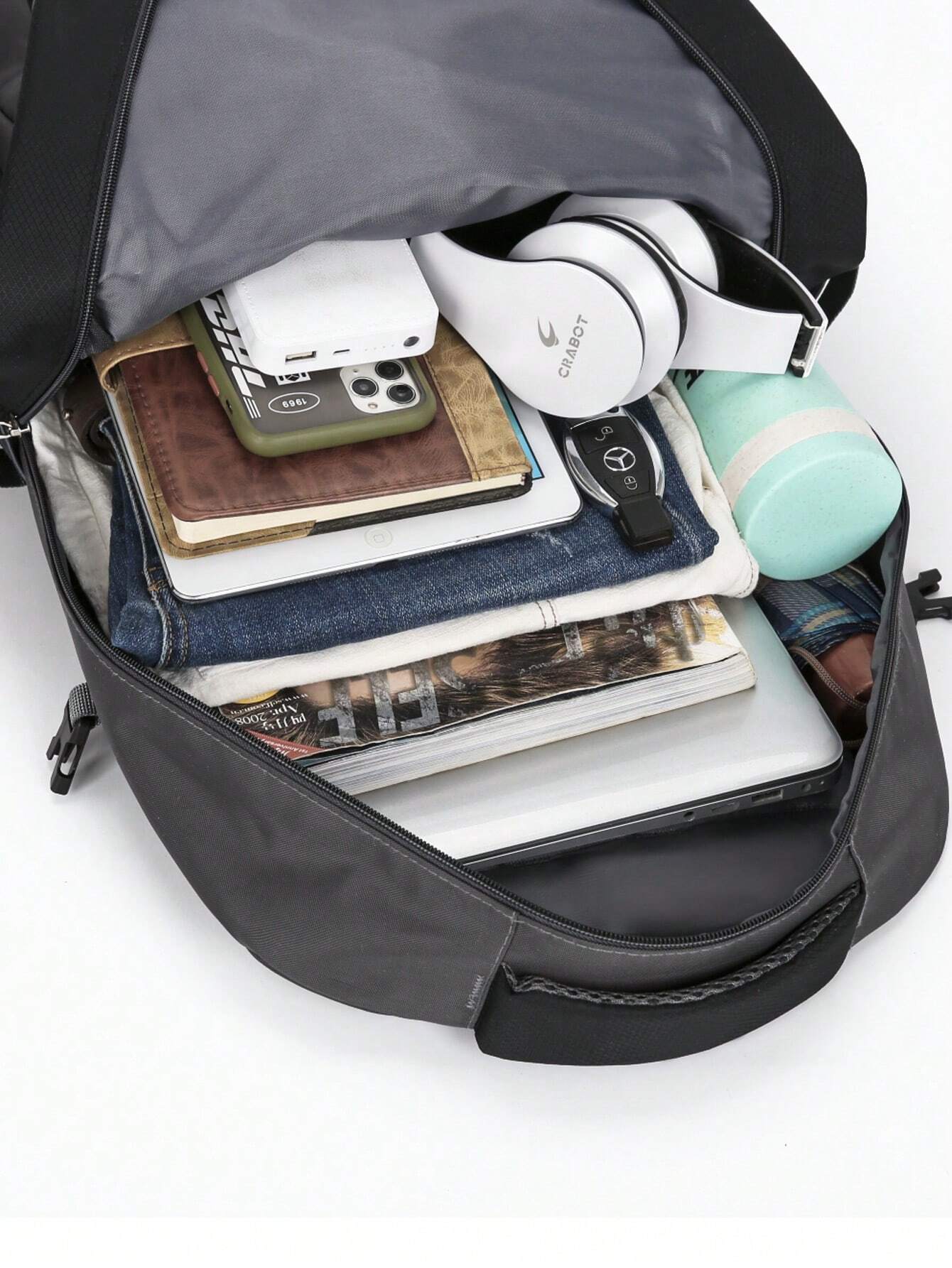 Backpack Ryggsäck 60 Liter: Hållbar Design & Smart Förvaring - Ryggsäck