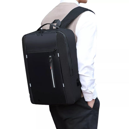 Black Backpack Men: Smart Urban Design med Hållbar Innovation - Ryggsäck